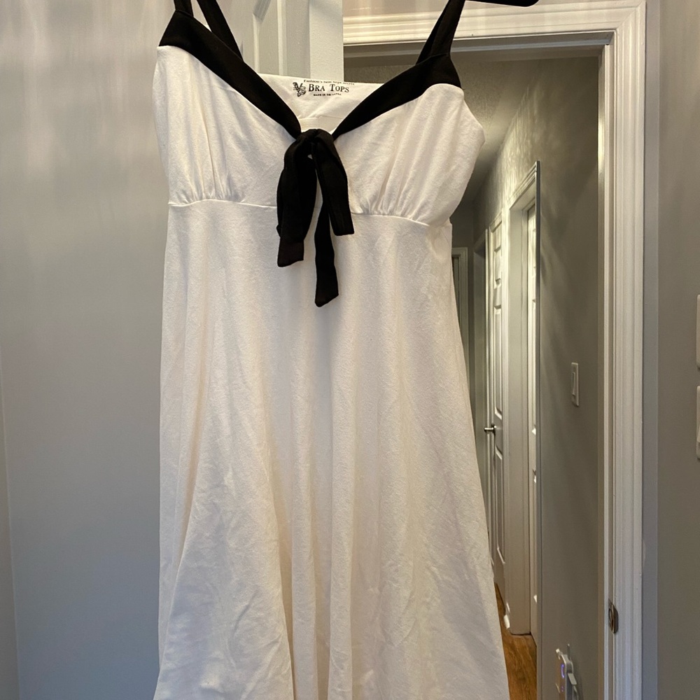 Victoria Secret summer dress - Picture 2 of 4
